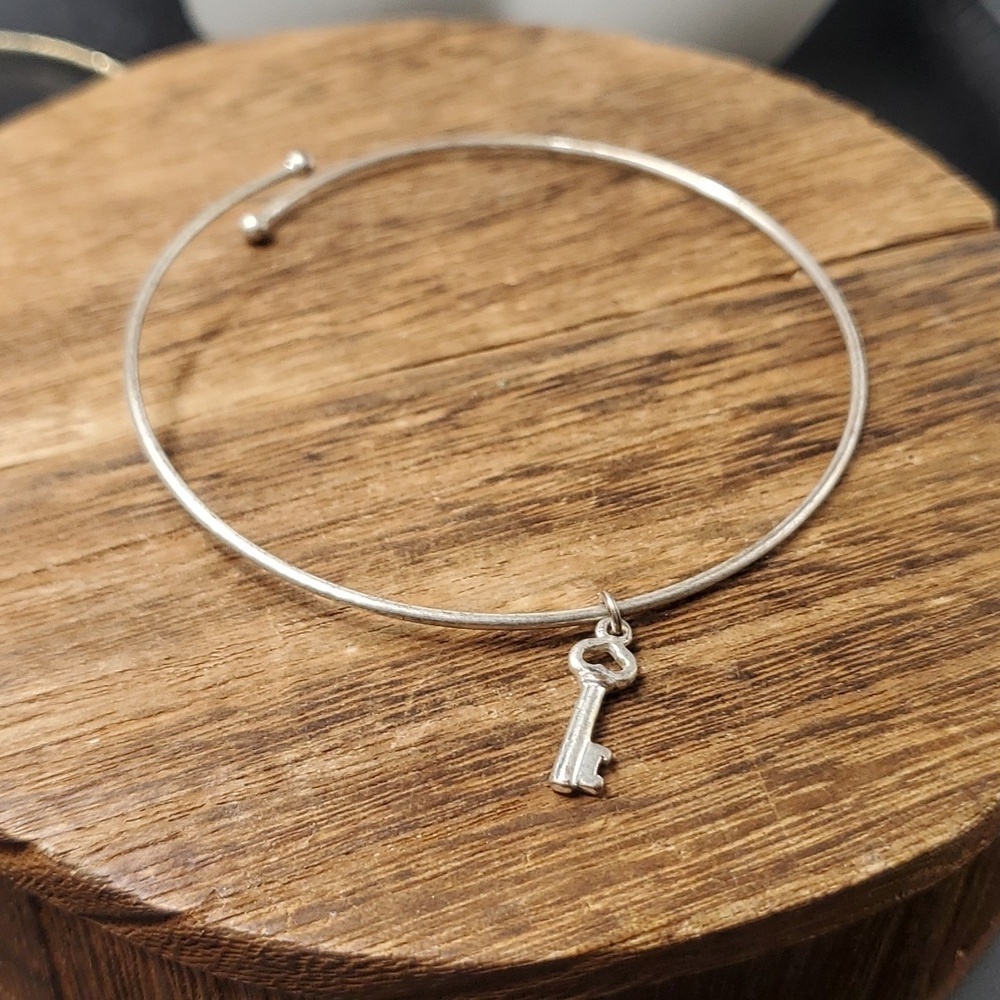 B3206 key cuff bracelet antique